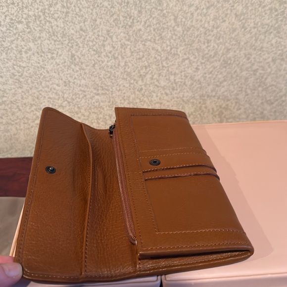 Burberry wallet - Picture 3 of 8